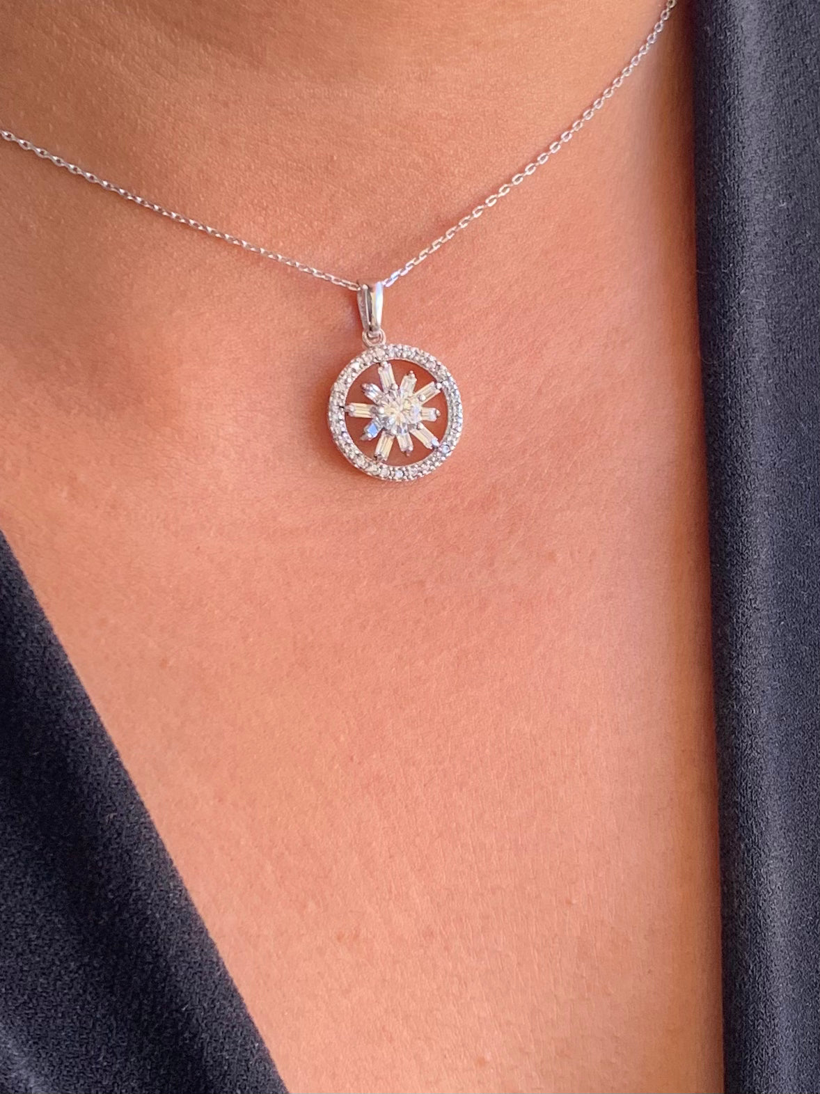 Cz round necklace